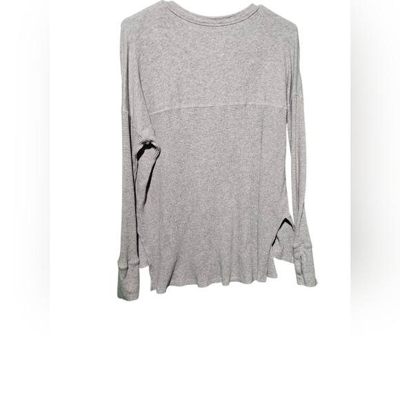 Aerie Offline EUC Oversized Small Women's Gray Ribbed Henley Top - Picture 4 of 4